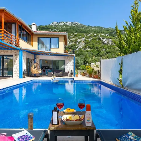 Orpheus - Kalkan, Islamlar *