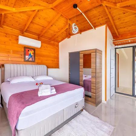 Villa Orpheus - Kalkan, Islamlar