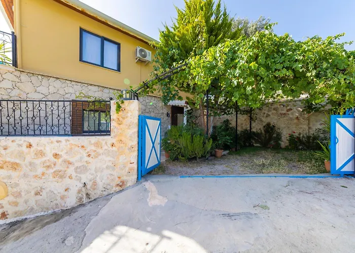 Orpheus - Kalkan, ıslamlar