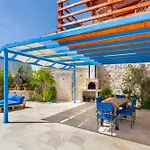 Orpheus - Kalkan, Islamlar Willa *