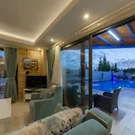 Orpheus - Kalkan, Islamlar Willa *
