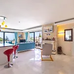 Orpheus - Kalkan, Islamlar Willa *