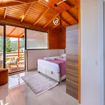Orpheus - Kalkan, Islamlar Willa Kaş